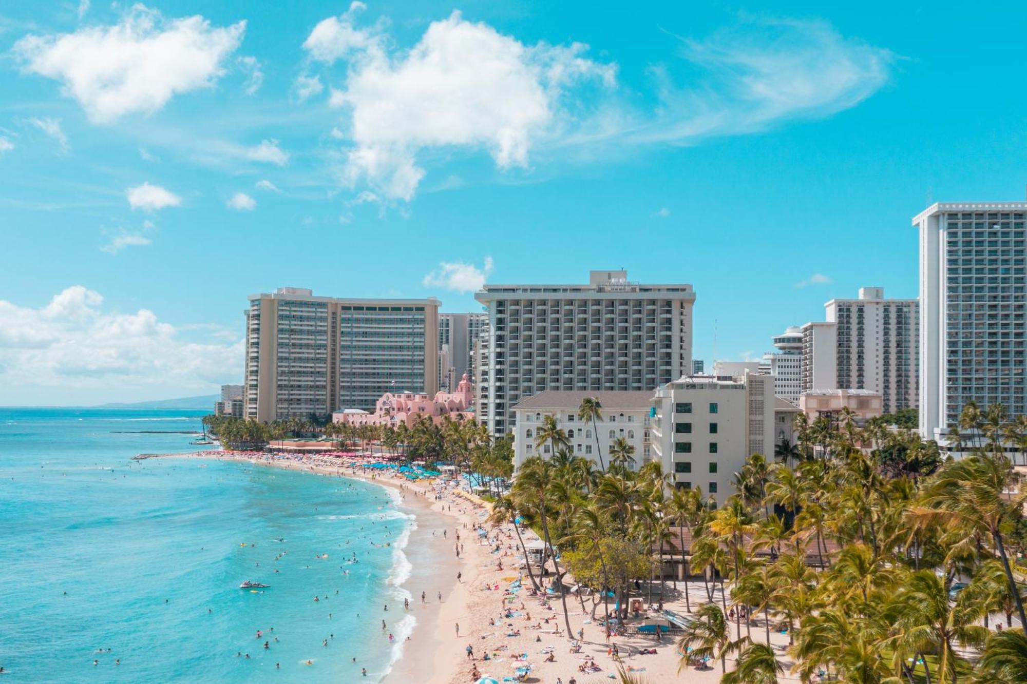 Newly Renovated 2 Bedroom Condo, 1 Block To Waikiki Beach, Free Parking Honolulu Exterior photo